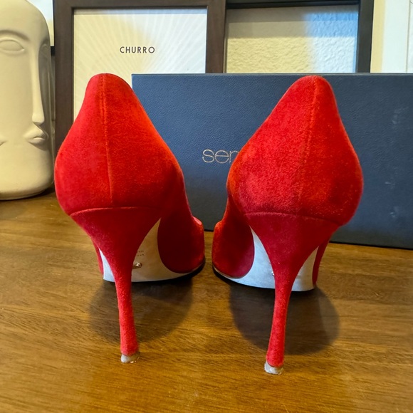 SERGIO ROSSI EUC Godiva Suede Pointed Toe Pumps Heels BB Royal Mary Red 38.5 - Picture 3 of 11